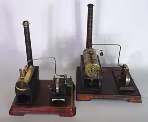 Doll - 2 liggende originele stoommachines - 1930-1939 -