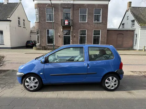 Renault Twingo 1.2 Expression NIEUWE APK EN BEURT EN BANDEN EERSTE EIGENAARES