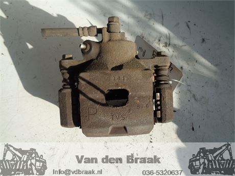 Suzuki Alto 1.0 12V 2009-2015 Remklauw rechts voor