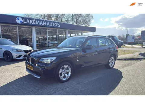 BMW X1 SDrive18i Blackline Huurkoop Inruil APK Garantie