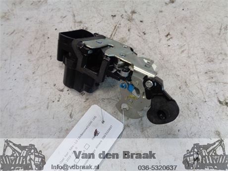 Opel Karl 2015-2019 Deurslot rechts achter met CV