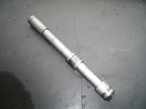 Axle front Honda Silverwing 2004 - 2008