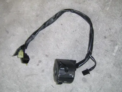 Handlebar switch assy left Kawasaki ZZR 1200 2002 - 2005