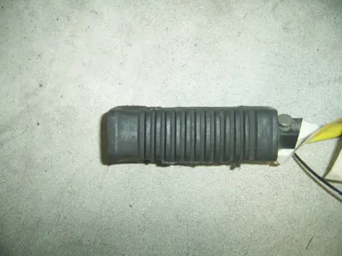 Pillion step left  Suzuki GS 500 E 1989 - 2001