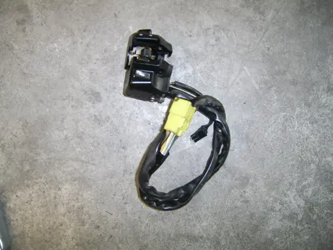 Handlebar switch assy left Suzuki GSF 1200 Bandit 1996 - 2000