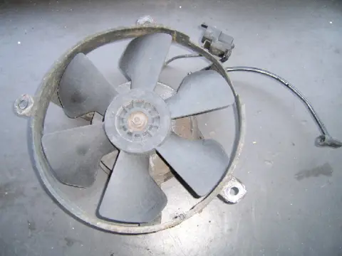 Fan Honda CBR 900 RR 1998 - 1999