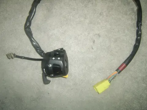 Handlebar switch assy left Suzuki GSX R 1300 Hayabusa 1998 - 2007
