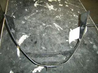 Cowl V shape under Overig Onbekend Unknown 2004 - 2005