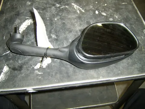 Mirror left Suzuki GSX R 1000 2005 - 2006
