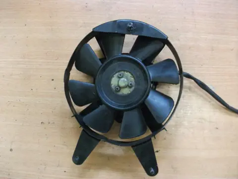 Fan Yamaha FAZER 600 1998 - 2000 / 2001 - 2003