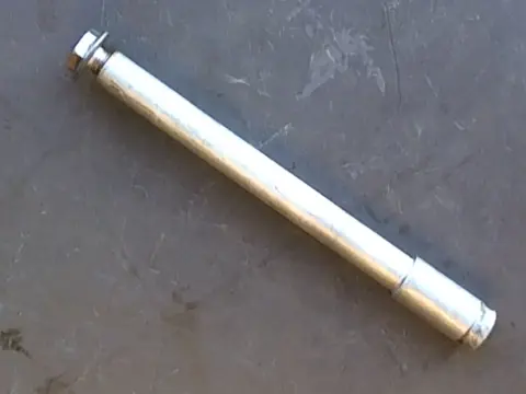 Axle front Honda CBR 600 F 1991 - 1994