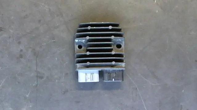 Regulator rectifier  Yamaha FAZER 1000 2006 - 2009