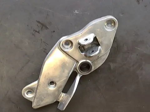 Main step holder right Yamaha XJ 900 S Diversion 1994 - 2005