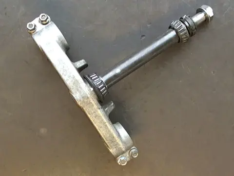 Steering stem Kawasaki ZXR 750 1989 - 1990