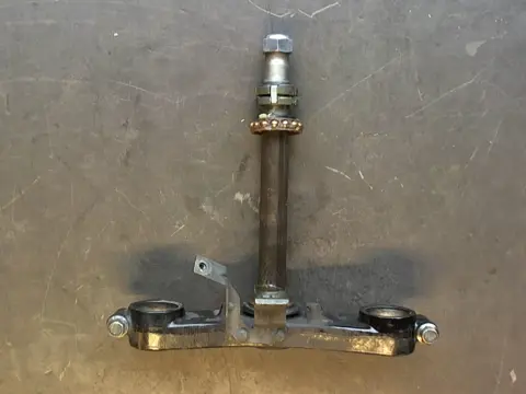 Steering stem Yamaha XJ 900 S Diversion 1994 - 2005