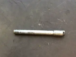 Axle front Honda Deauville 650 - 700 1998 - 2001