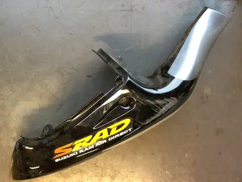 Cowl rear right Suzuki GSX R 750 1996 - 2000