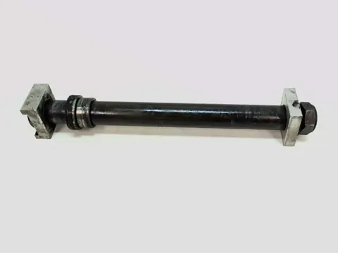 Rear axle Yamaha YZF R6 1998 - 2002