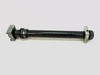 Rear axle Yamaha YZF R6 1998 - 2002