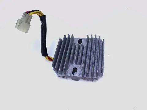 Regulator rectifier  Yamaha YZF 600 Thundercat 1996 - 2003
