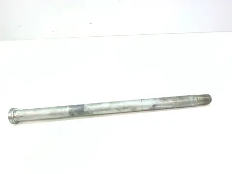 Axle front Honda CBR 600 F 2001 - 2007