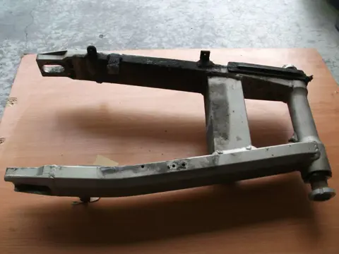 Swingarm Kawasaki ZX 9 R 2000 - 2001