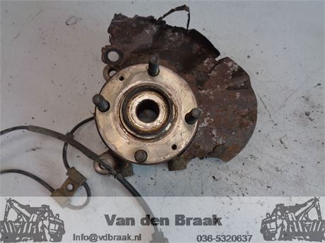Kia Rio 1.4 16V 2005-2011 Fusee links voor