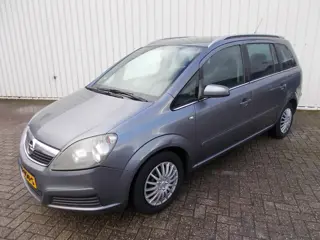 Opel Zafira 1.6 Essentia 7 Pers. ( APK KEURING BIJ AFLEVERING! )