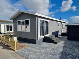 Aangenaam modern chalet dichtbij dorp en strand