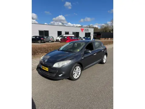 Renault Mégane 1.4 TCE " KOPPAKKING RIJD GEWOON /HAGELSCHADE DAK "