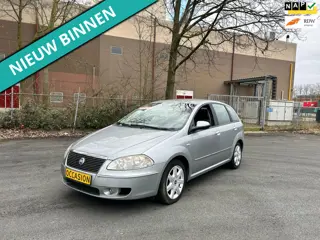 Fiat Croma 2.2 16V Corporate LET OP : BUITENLANDSE AUTO
