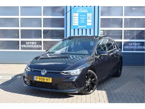 Volkswagen Golf 1.5 eTSI R-Line Business+ Panoramadak Automaat