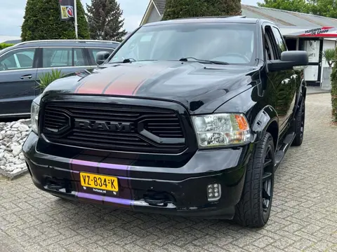 Dodge Ram 1500 V6 4X4 Quad Cab 2017 Schuifdak LPG DIK