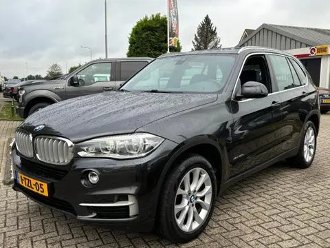 BMW X5 3.0D 2014 Pano HUD Dealerauto Trekhaak 3500 KG