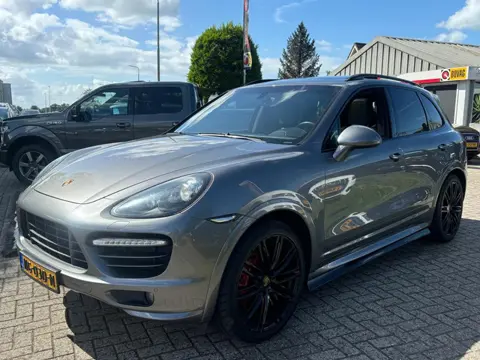 Porsche Cayenne 4.8 V8 GTS 421PK 2012 Techart Pano Luchtvering