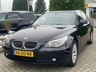 BMW 5-serie 523i Sedan High Executive 2006 Youngtimer Automaat Zwart