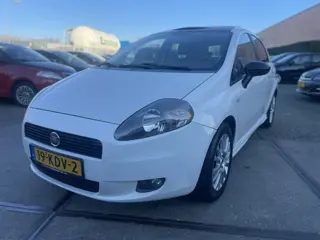 Fiat Grande Punto 1.4 APK!PANO!AIRCO! (bj 2009)