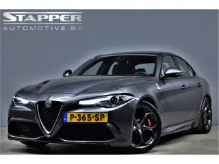 Alfa Romeo Giulia 2.9 V6 510pk Automaat Quadrifoglio Keramisch/Carbon/Camera/Navi/Led/Leer/Alcantara
