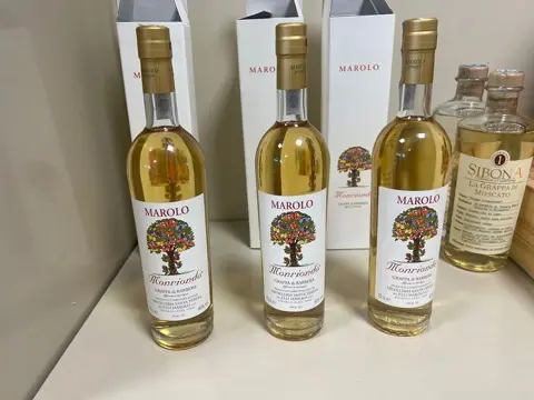 Marolo - Grappa di Barbera Monriondo - 70cl - 3 flessen