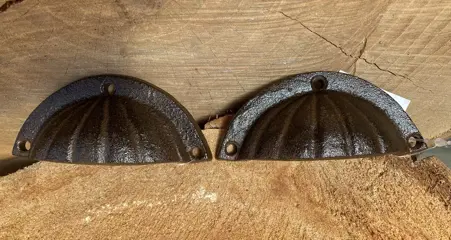 GIETIJZEREN LADE HANDVAT SCHELP 10 CM NIEUW