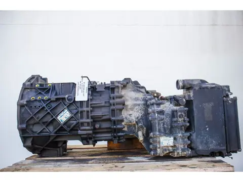 ZF 12AS23331OD+INT 81.32003-6895 (bj 2006)