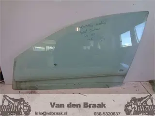 Seat Cordoba 4 deurs 2003-2009 Portierraam links voor