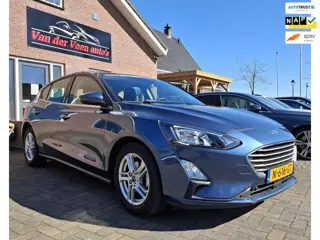 Ford Focus 1.0 EcoBoost Hybrid Trend Edition Business. LED, navi, cruise, carplay, camera, pdc, etc.