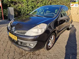 Renault Clio 1.2-16V Expression