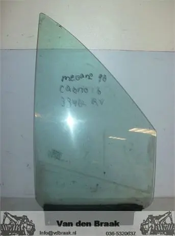 Renault Megane Cabrio 1997-2003 Driehoekraam rechts voor