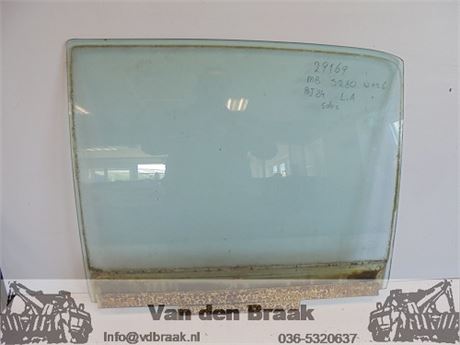 Mercedes Benz W126 1980-1985 Portierraam links achter