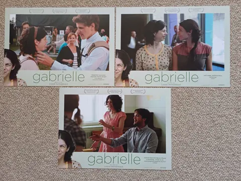 GABRIELLE     lobbycard set.