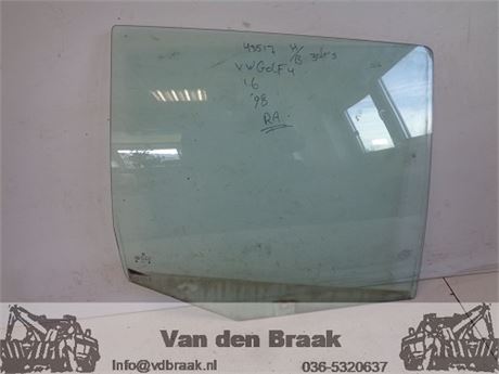 Volkswagen Golf 5 deurs 1997-2003 Portierraam rechts achter