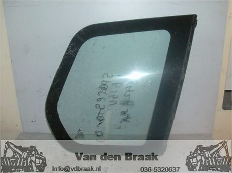 Mitsubishi Space Star 1998-2006 Zijruit rechts achter