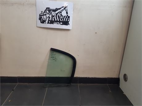 Renault Megane 4 drs 2002-2006 Scheerraam links achter